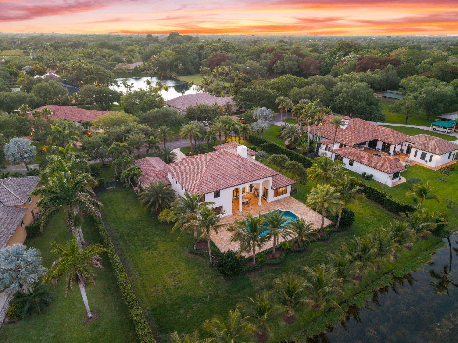 4052 E Ridgeview Drive, Davie, FL 33330 Photo