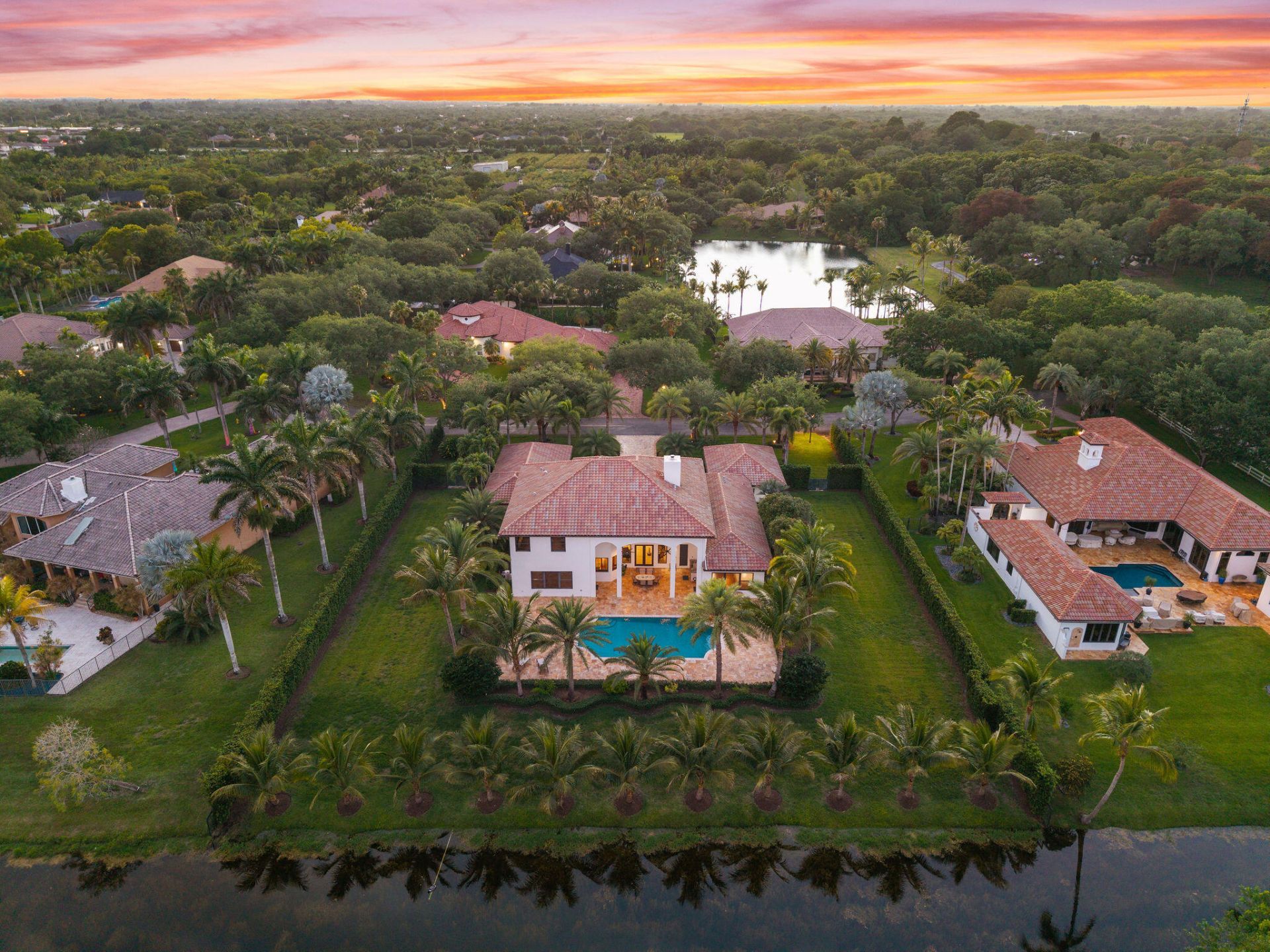 4052 E Ridgeview Drive, Davie, FL 33330 Photo