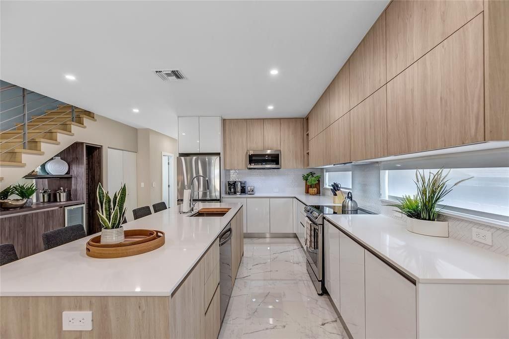 811 SW 10th Terrace, Fort Lauderdale, FL 33315 Photo