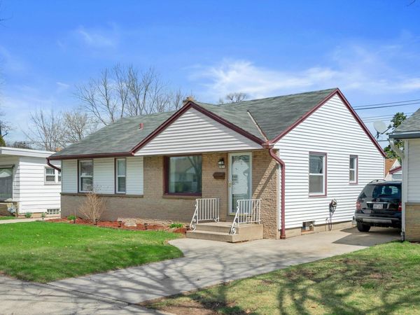 3816 N 83rd St, Milwaukee, WI 53222