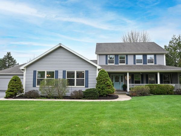 2529 Countryside Dr, Delavan, WI 53115