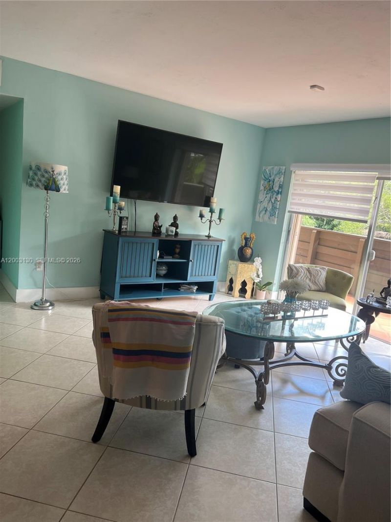 8335 SW 72nd Ave , Unit 212D, Miami, FL 33143 Photo