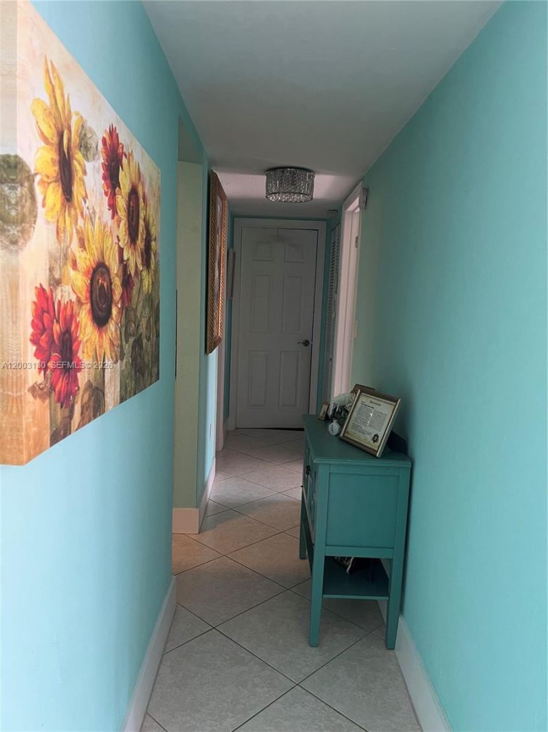 8335 SW 72nd Ave , Unit 212D, Miami, FL 33143 Photo