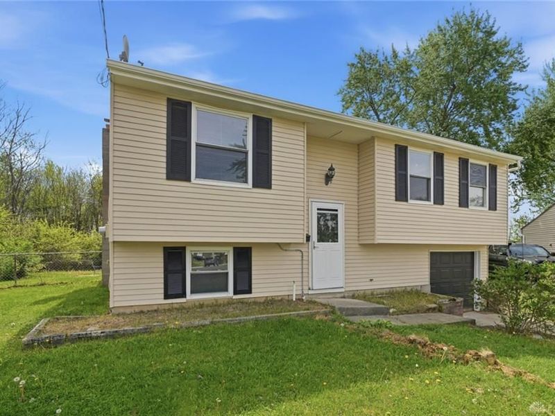 10380 Hawkhurst Drive, Colerain Township, OH 45231 Photo 3