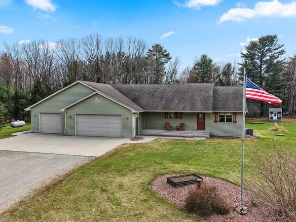 3371 FROELICK ROAD, Abrams, WI 54101
