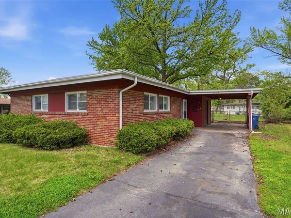 8513 Midwood Avenue, Allenton, MO 63134