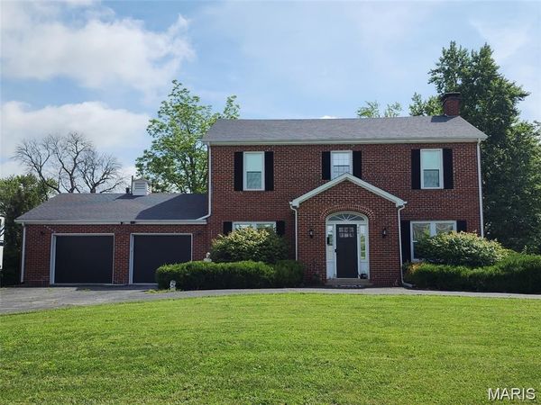 402 S. Walker St. , Montgomery City, MO 63361