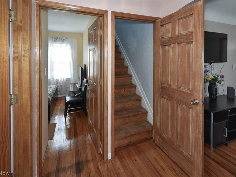 2929 Commonwealth Drive, Parma, OH 44134 Photo 25