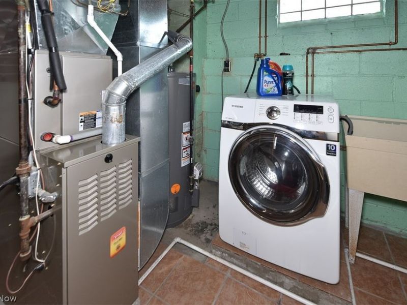 2929 Commonwealth Drive, Parma, OH 44134 Photo 43