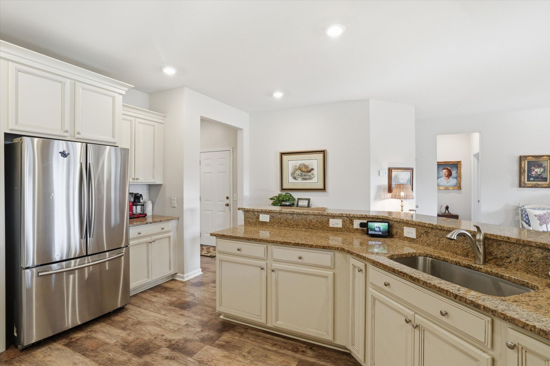 205 Witch Hazel Street Photo 11