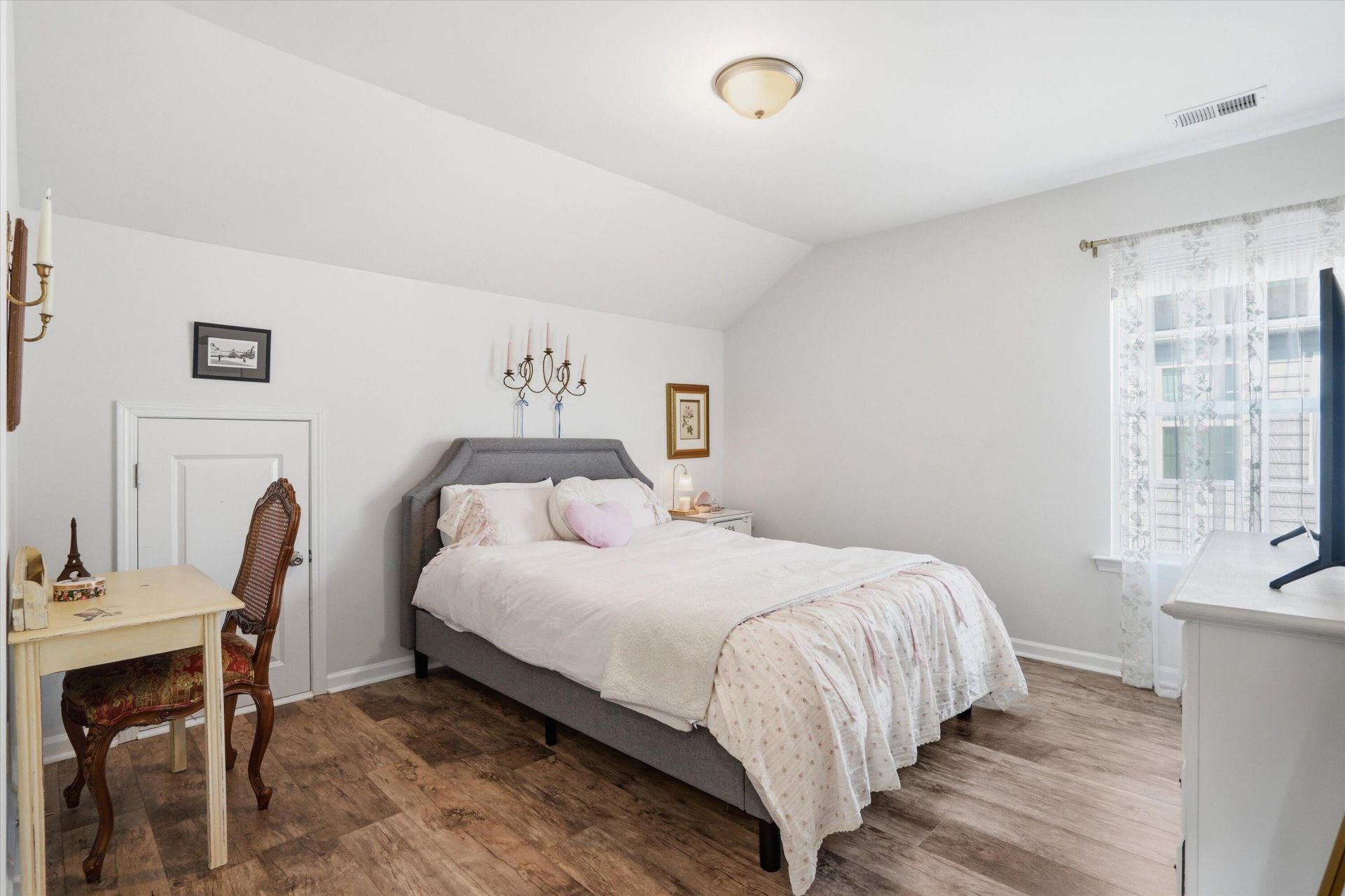 205 Witch Hazel Street Photo 33