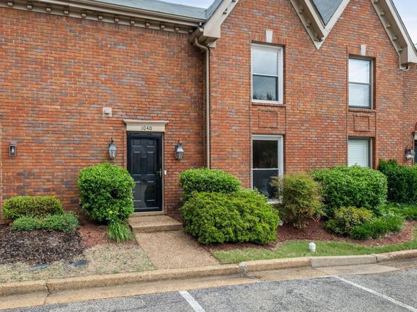 1040 PARK COURT DR, Memphis, TN 38119