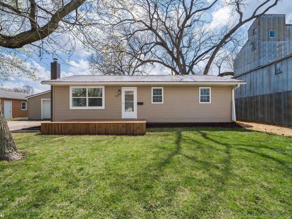 330 N Avenue, Nevada, IA 50201