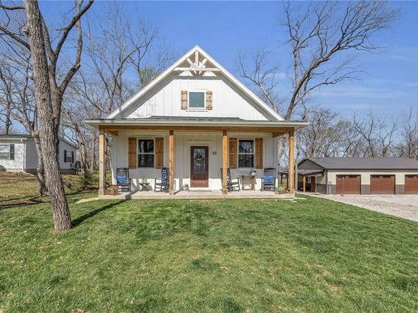 89 Enchanted Lane, Linn Valley, KS 66040