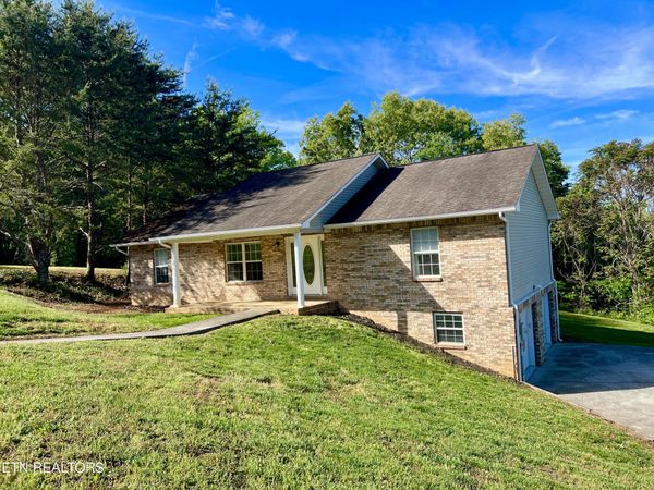 336 Lindder Drive, Sevierville, TN 37876