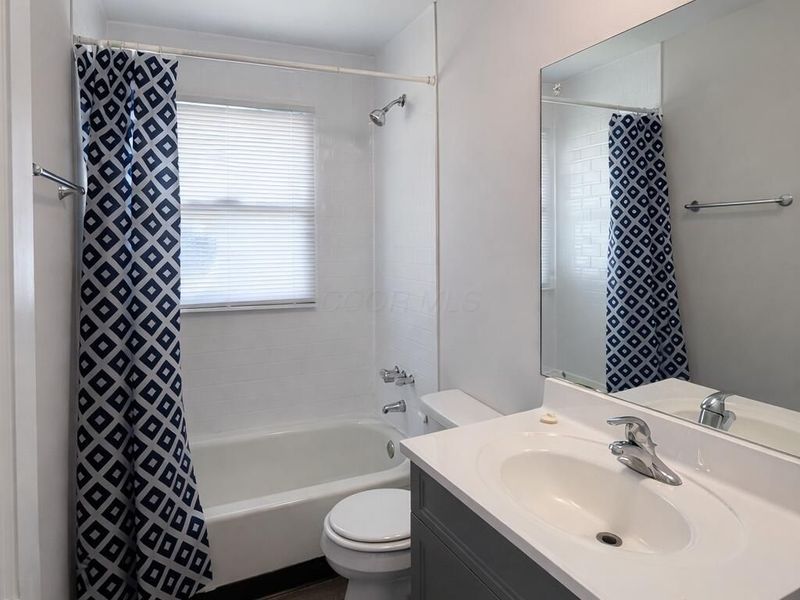 3401 Walmar Drive , Columbus, OH 43224 Photo 12