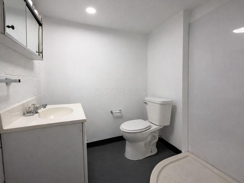 3401 Walmar Drive , Columbus, OH 43224 Photo 14