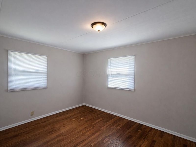 3401 Walmar Drive , Columbus, OH 43224 Photo 8