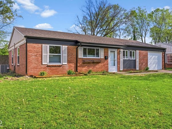 2734 31st Street , Columbus, IN 47203