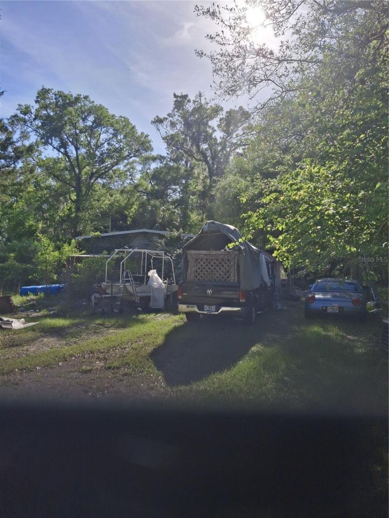 19470 SE 56th Court , Inglis, FL 34449 Photo