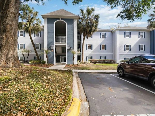 6206 BAYHILL LANE , Unit 6206, LONGWOOD, FL 32779