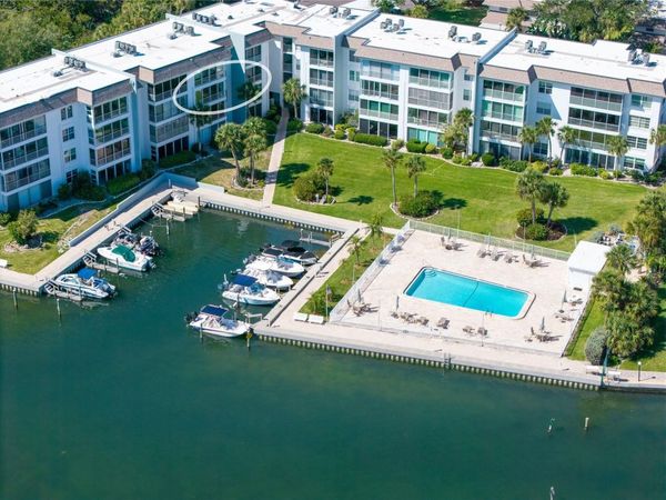 600 SUTTON PLACE, Unit B302, LONGBOAT KEY, FL 34228