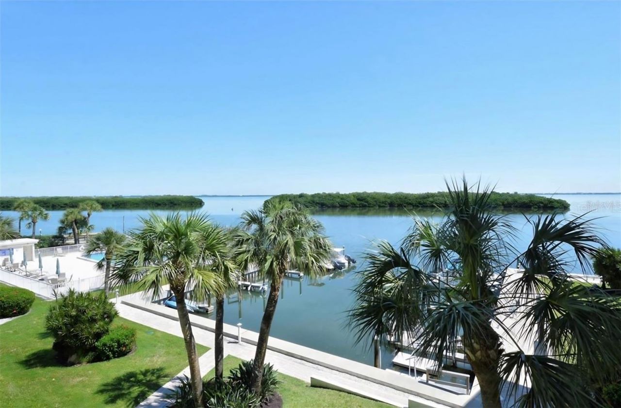600 Sutton Place, Unit B302, Longboat Key, FL 34228 Photo