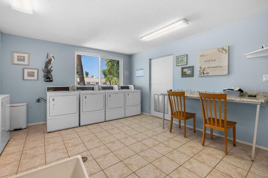 600 Sutton Place, Unit B302, Longboat Key, FL 34228 Photo