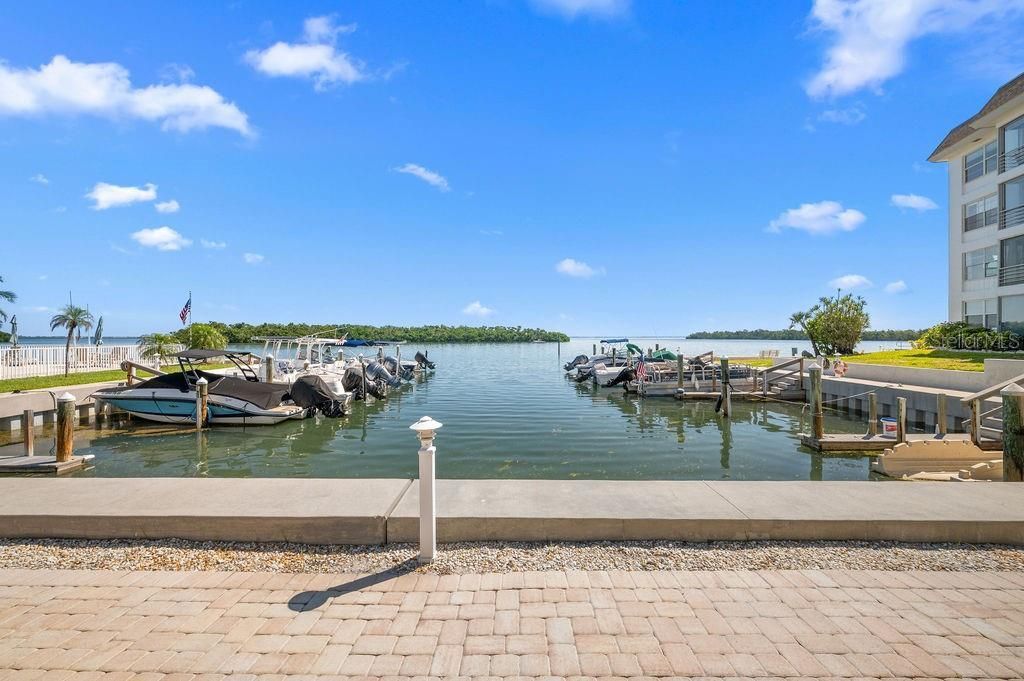 600 Sutton Place, Unit B302, Longboat Key, FL 34228 Photo
