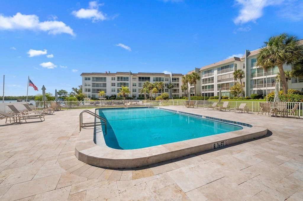 600 Sutton Place, Unit B302, Longboat Key, FL 34228 Photo