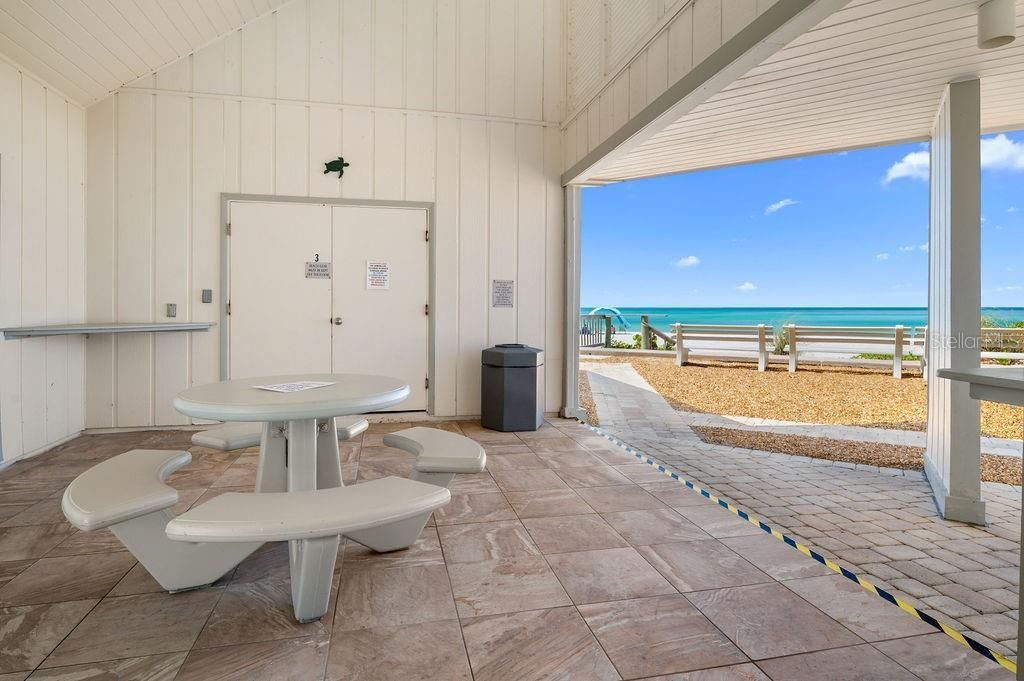 600 Sutton Place, Unit B302, Longboat Key, FL 34228 Photo