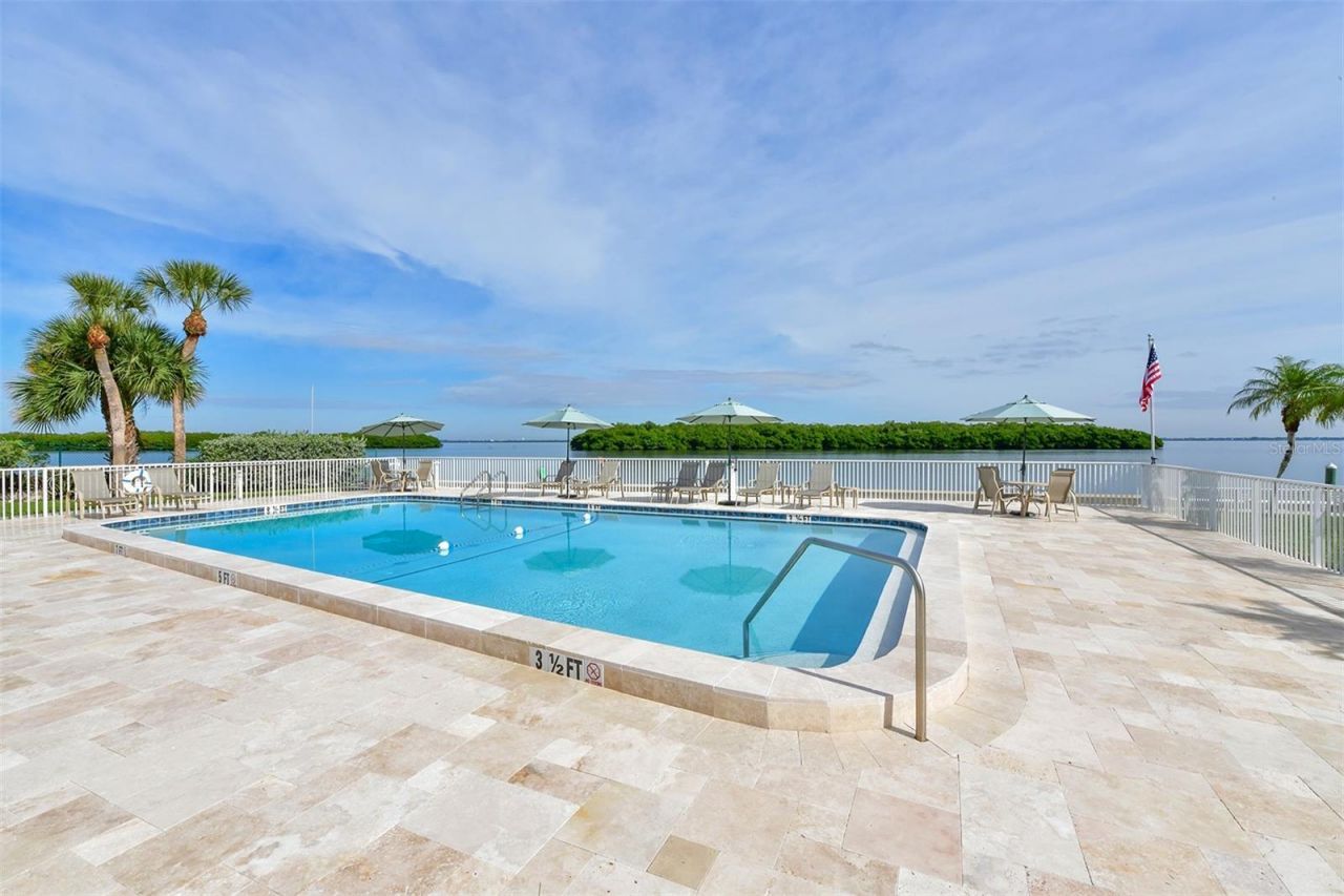 600 Sutton Place, Unit B302, Longboat Key, FL 34228 Photo