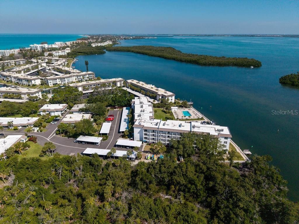 600 Sutton Place, Unit B302, Longboat Key, FL 34228 Photo