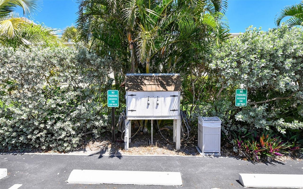 600 Sutton Place, Unit B302, Longboat Key, FL 34228 Photo