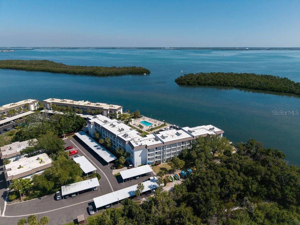 600 Sutton Place, Unit B302, Longboat Key, FL 34228 Photo