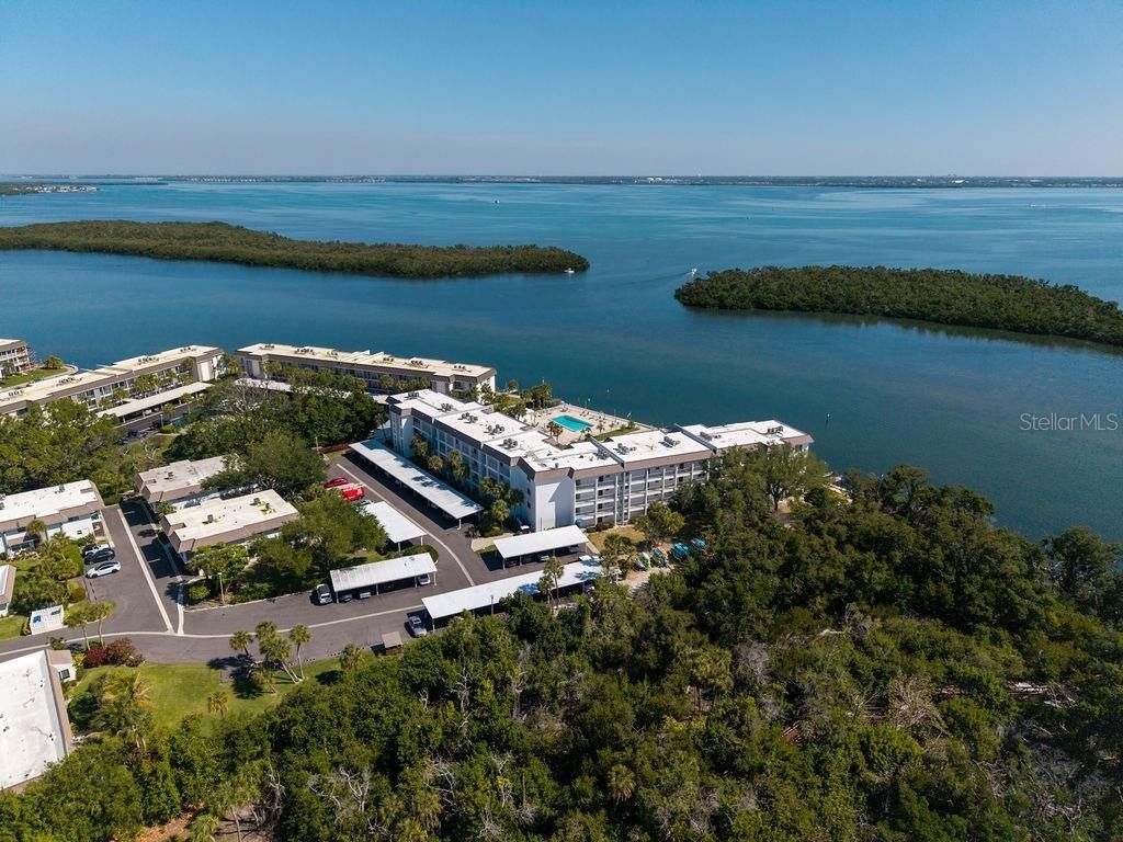 600 Sutton Place, Unit B302, Longboat Key, FL 34228 Photo