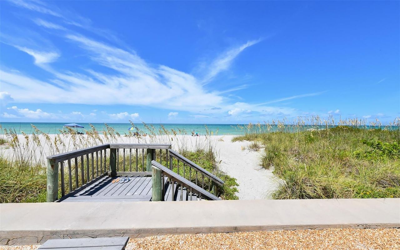 600 Sutton Place, Unit B302, Longboat Key, FL 34228 Photo