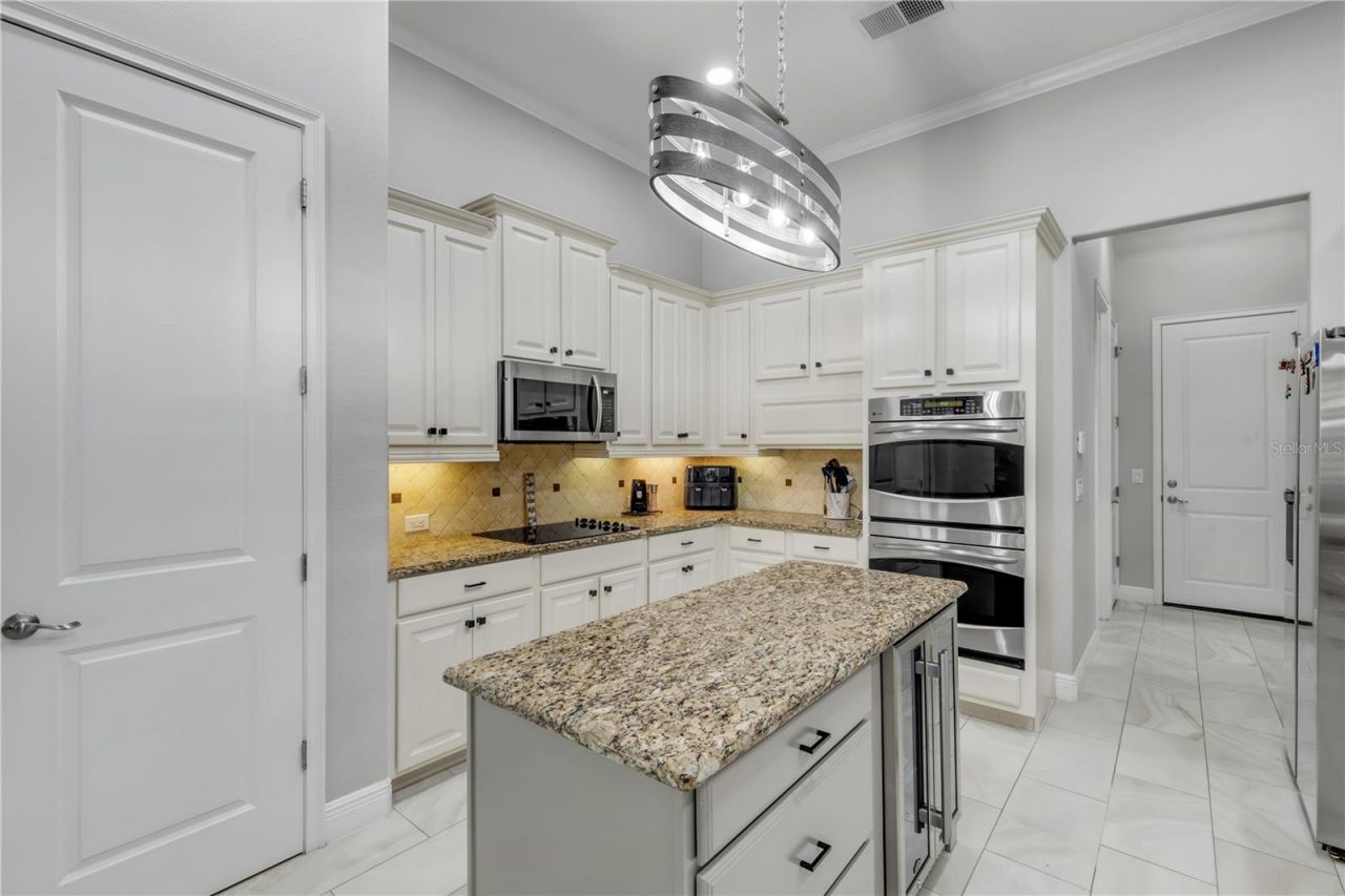 3029 Isola Bella Boulevard, Mount Dora, FL 32757 Photo