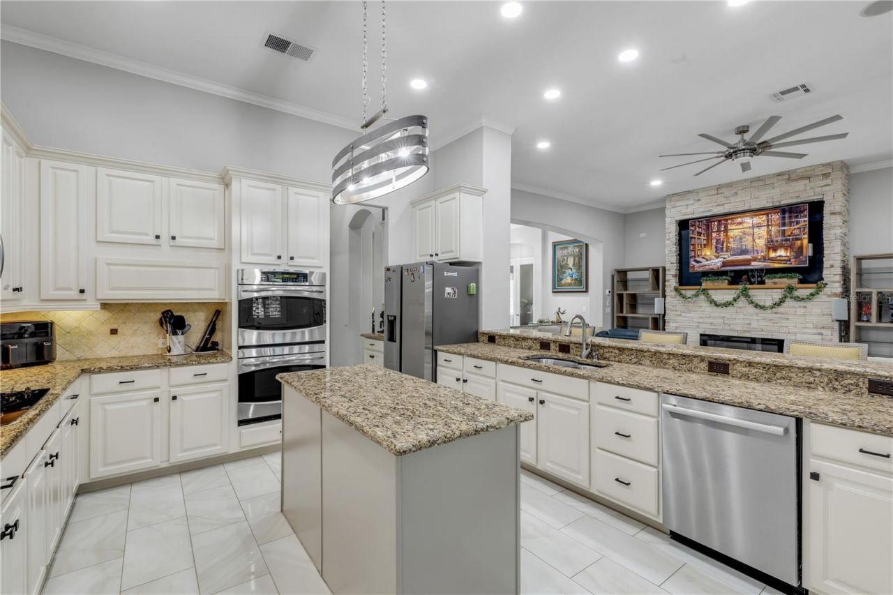 3029 Isola Bella Boulevard, Mount Dora, FL 32757 Photo