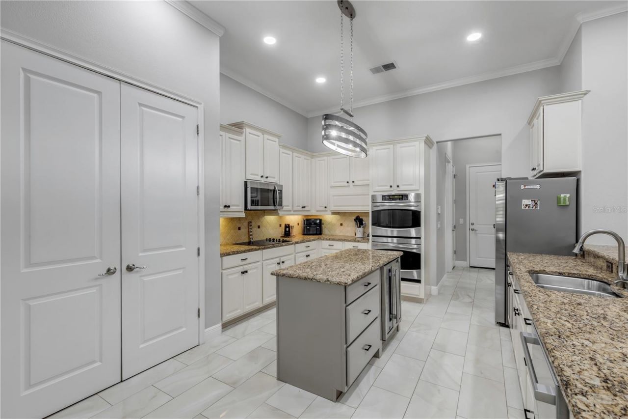3029 Isola Bella Boulevard, Mount Dora, FL 32757 Photo