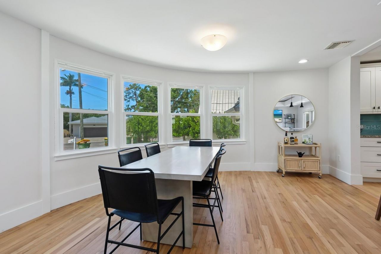 1931 High Point Circle, Sarasota, FL 34236 Photo