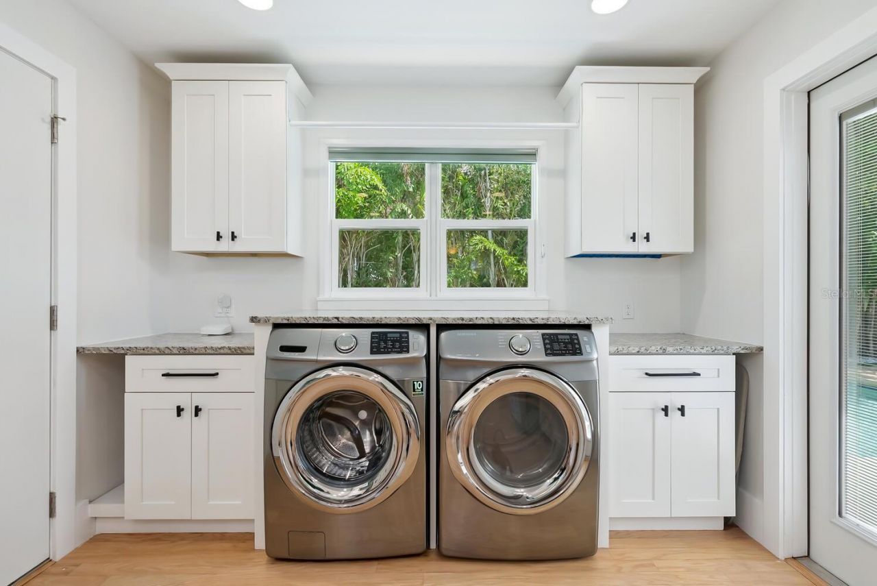 1931 High Point Circle, Sarasota, FL 34236 Photo