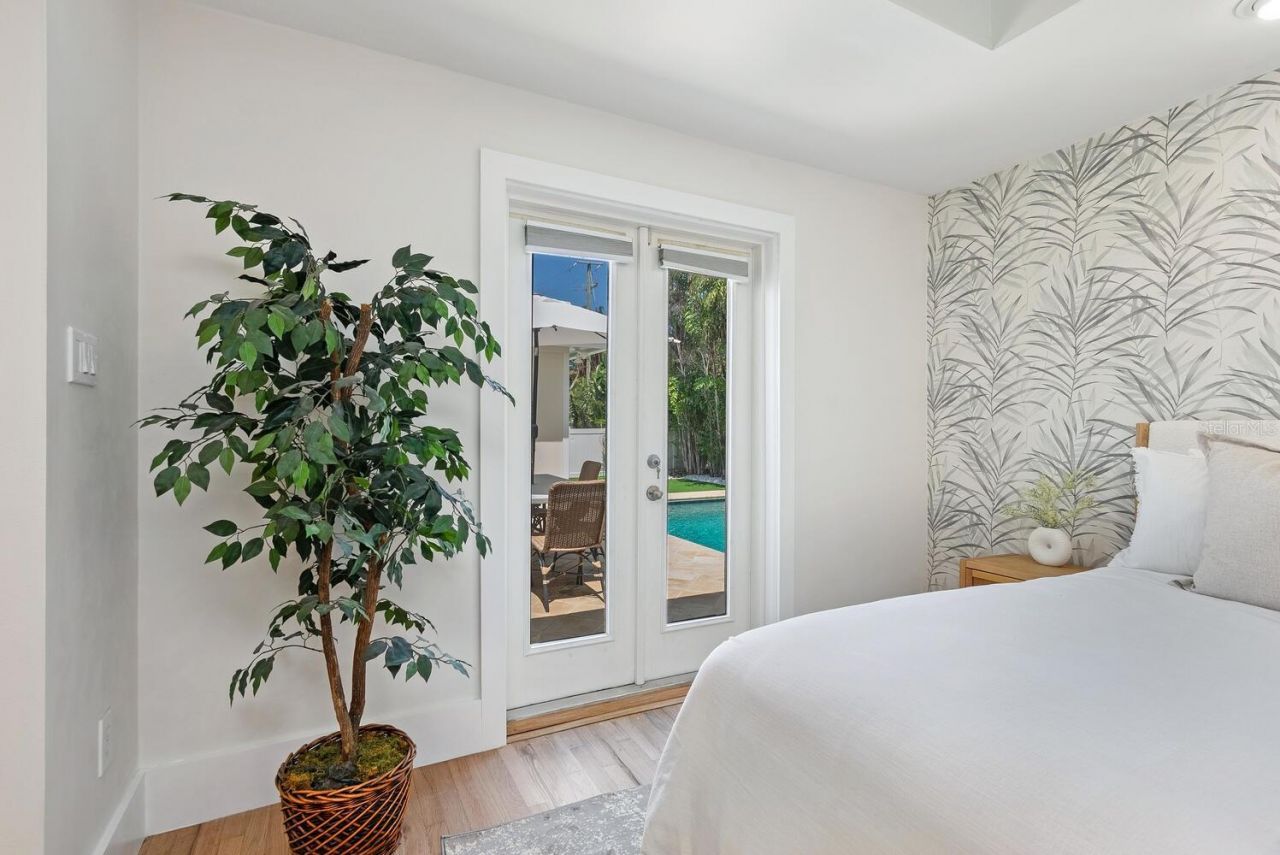 1931 High Point Circle, Sarasota, FL 34236 Photo