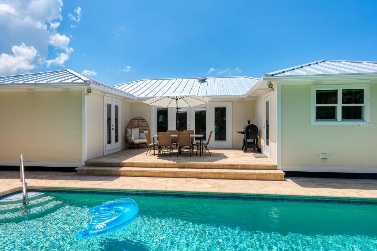 1931 High Point Circle, Sarasota, FL 34236 Photo