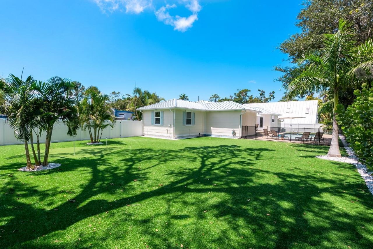 1931 High Point Circle, Sarasota, FL 34236 Photo