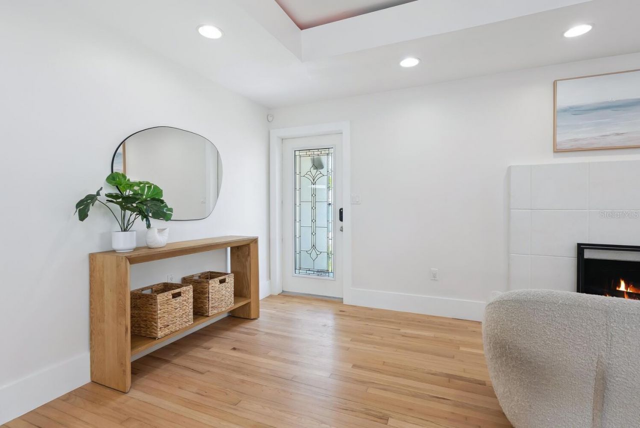 1931 High Point Circle, Sarasota, FL 34236 Photo