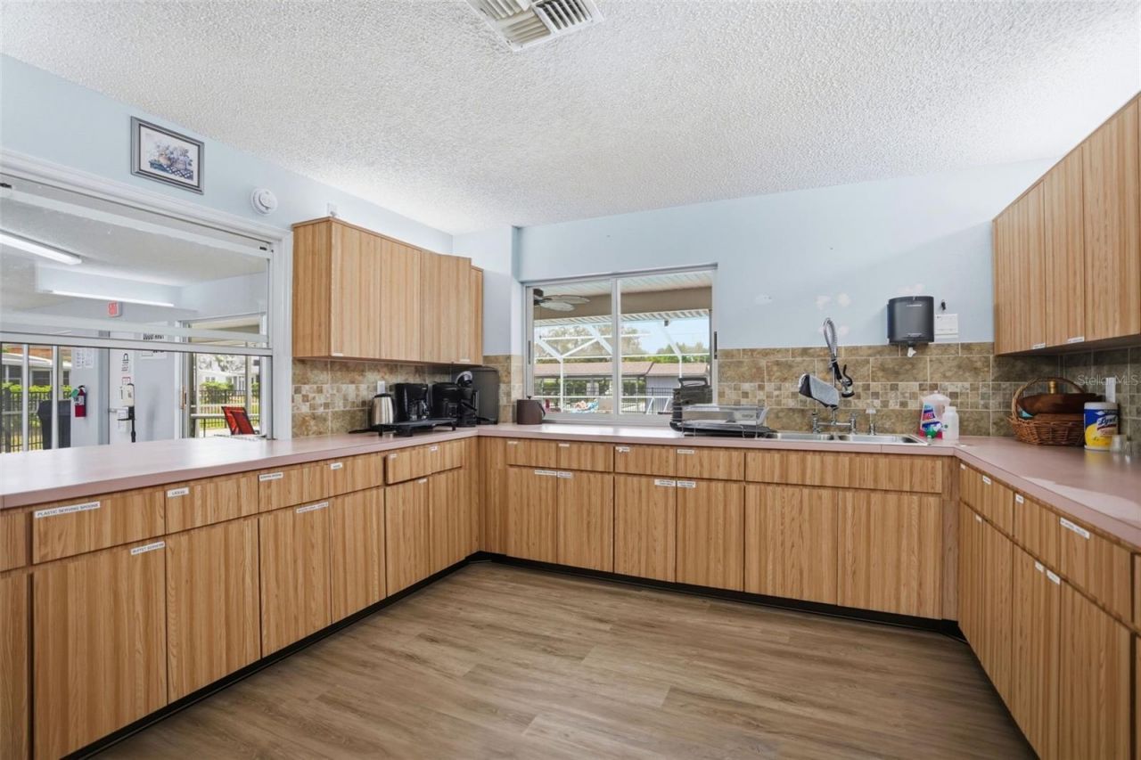 5161 Forest Glenn Drive , Spring Hill, FL 34607 Photo