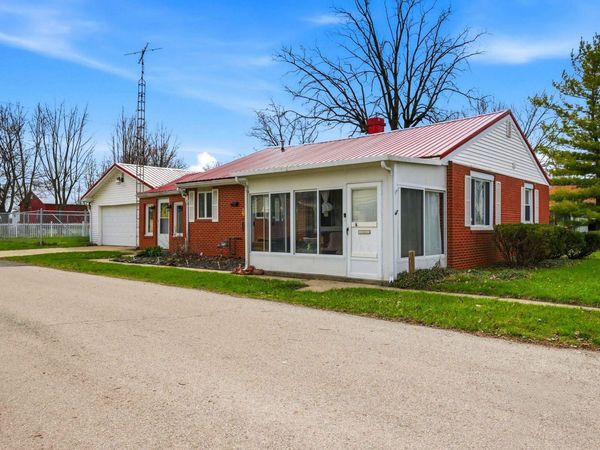 901 W Elm Street, Hartford City, IN 47348