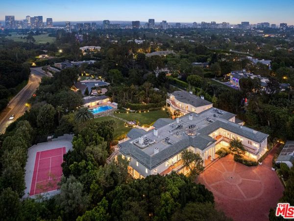 10250 W Sunset Boulevard, Los Angeles, CA 90077