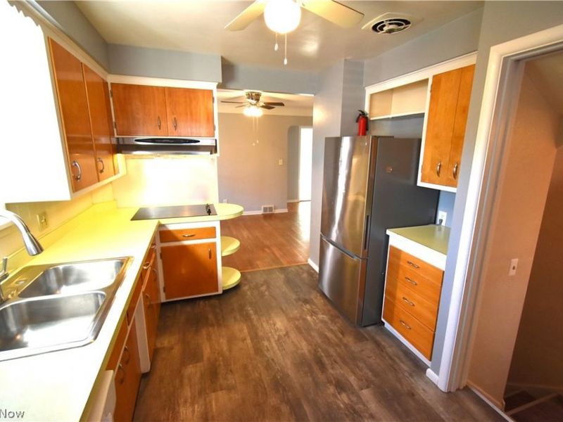 2761 Forestview Avenue , Rocky River, OH 44116 Photo 11